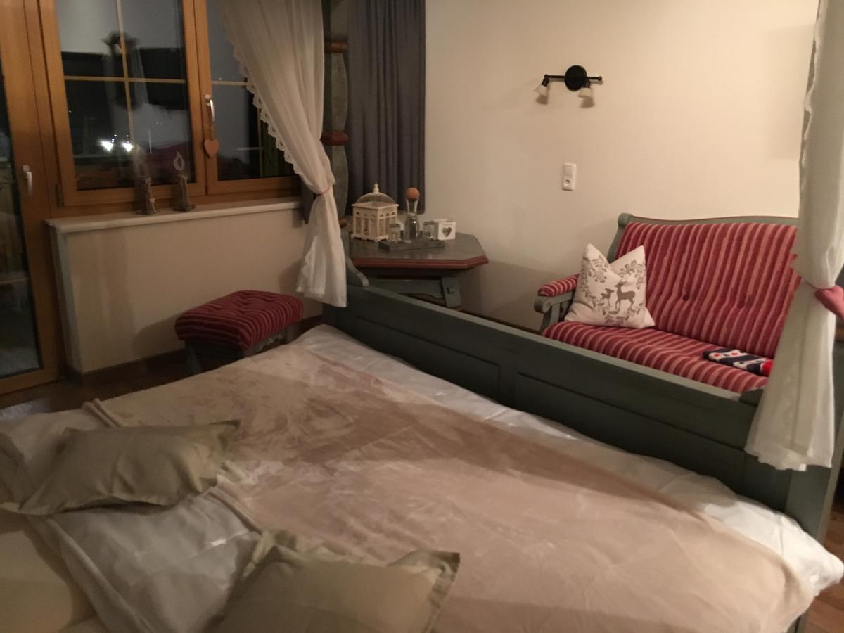 Hotel Zum Urviech -Erwachsenenhotel- (Adults Only) Ehrwald Kültér fotó
