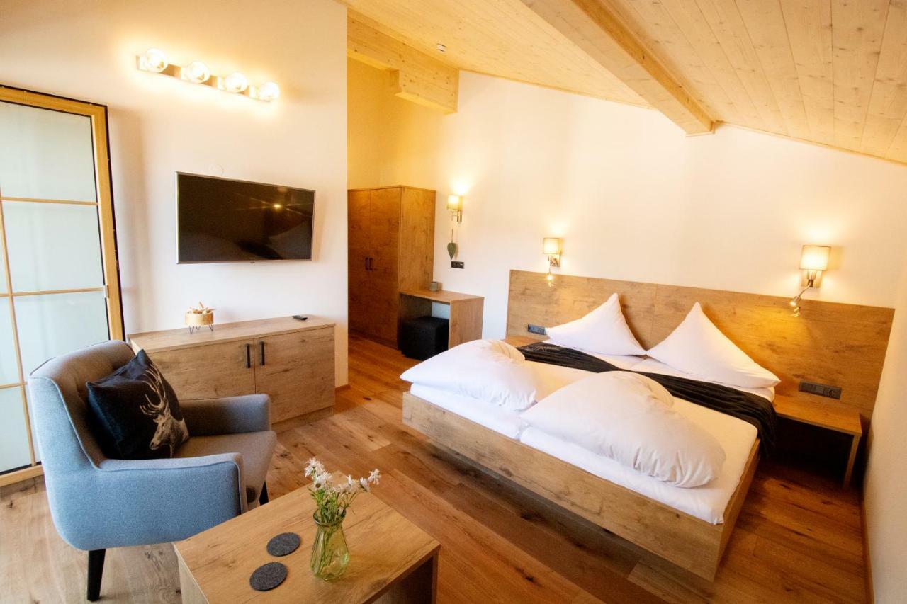 Hotel Zum Urviech -Erwachsenenhotel- (Adults Only) Ehrwald Kültér fotó