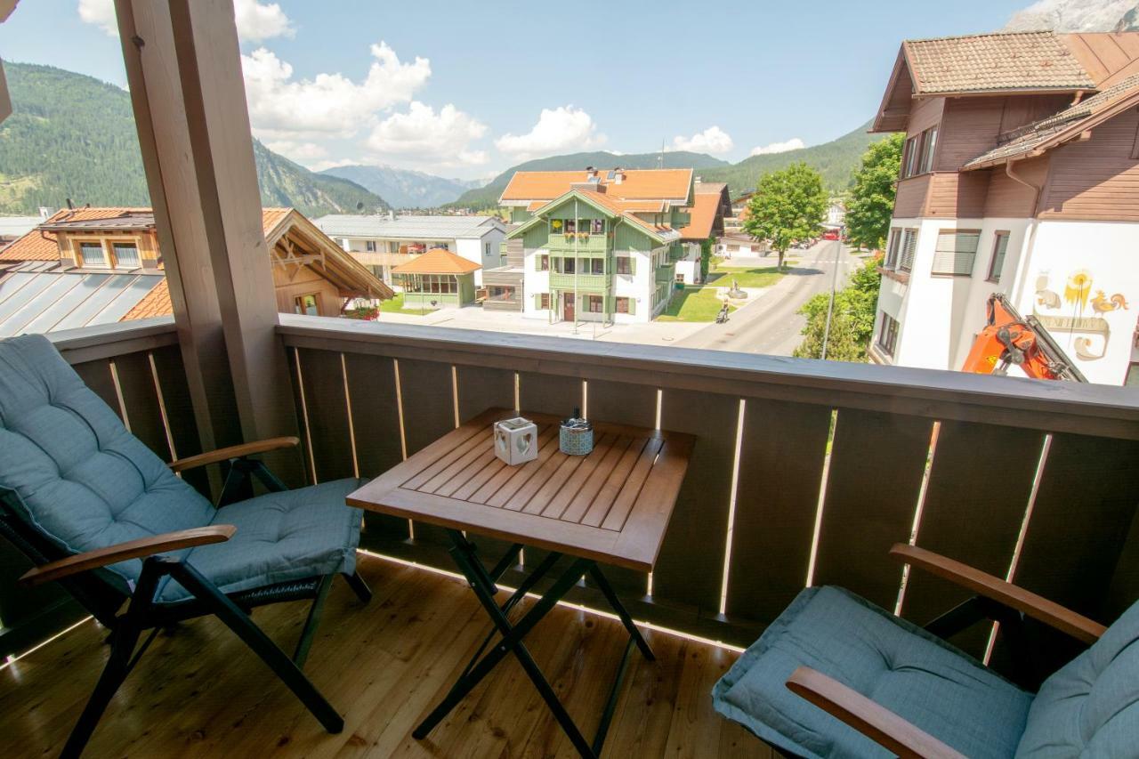 Hotel Zum Urviech -Erwachsenenhotel- (Adults Only) Ehrwald Kültér fotó
