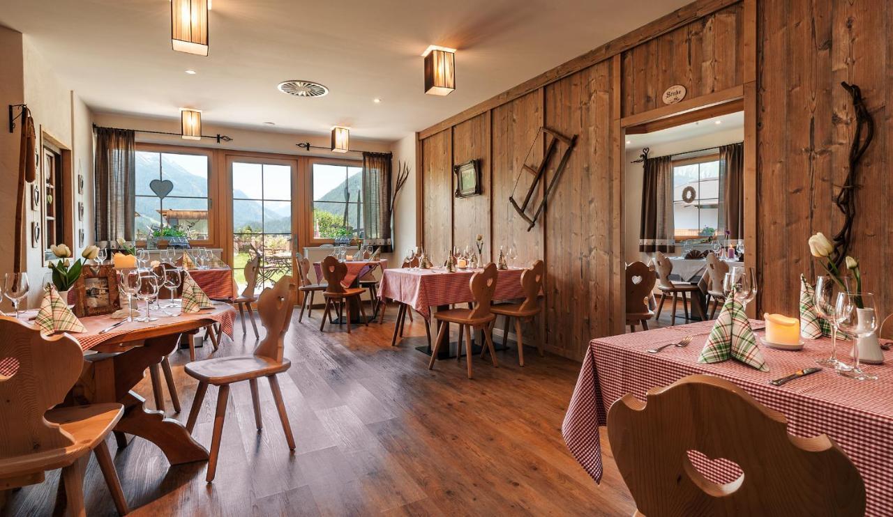 Hotel Zum Urviech -Erwachsenenhotel- (Adults Only) Ehrwald Kültér fotó